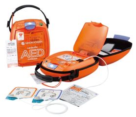 自動体外式除細動器　AED